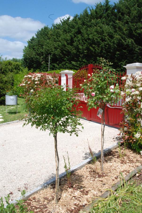 Chambre D'Hotes "Les Paturelles" Fougères-sur-Bièvre Kültér fotó