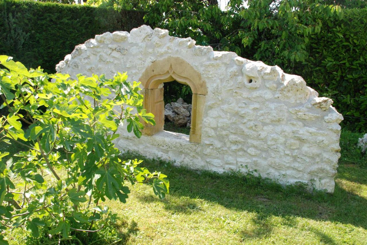 Chambre D'Hotes "Les Paturelles" Fougères-sur-Bièvre Kültér fotó