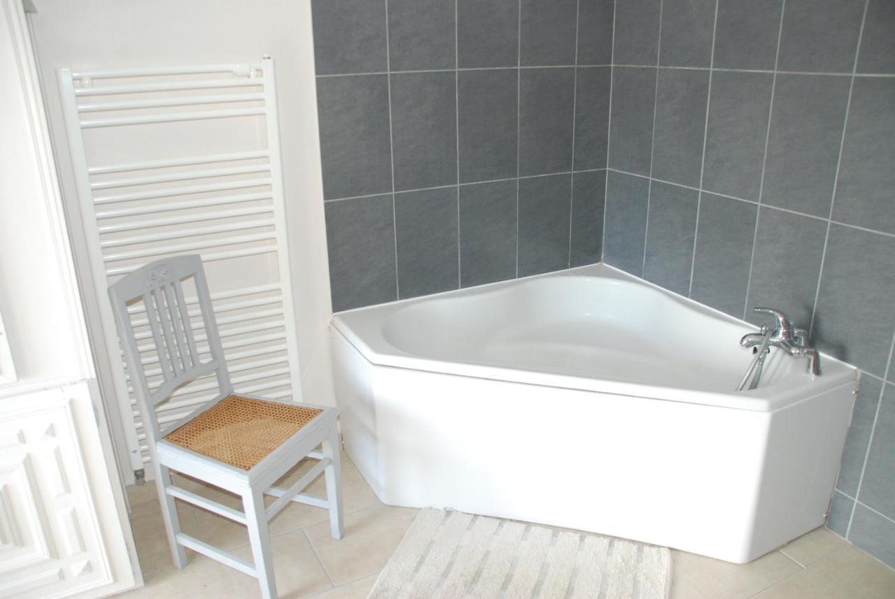 Chambre D'Hotes "Les Paturelles" Fougères-sur-Bièvre Kültér fotó