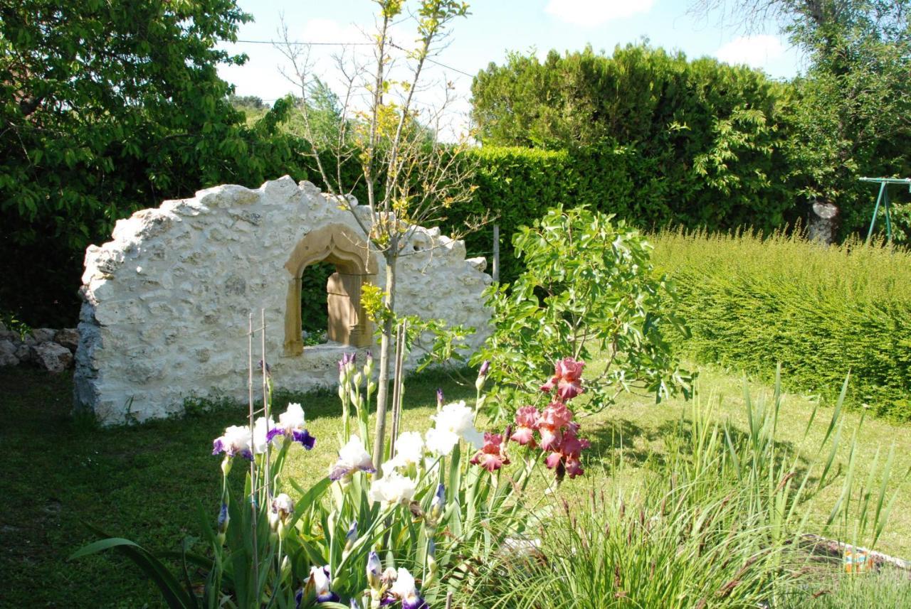 Chambre D'Hotes "Les Paturelles" Fougères-sur-Bièvre Kültér fotó
