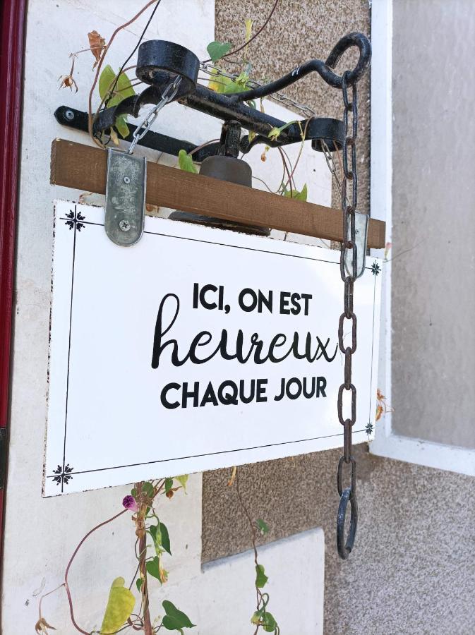 Chambre D'Hotes "Les Paturelles" Fougères-sur-Bièvre Kültér fotó